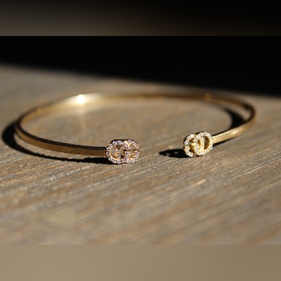 18k yellow gold GUCCI GG running cuff with diamonds size OS - Picture 1 of 8
